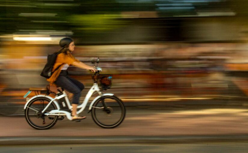 Maigrir avec le vélo : les critères de choix d’un vélo de route électrique